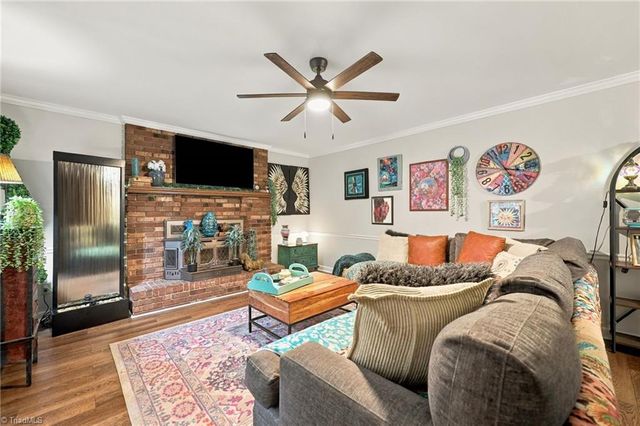 2466 Vincent Road, Winston-salem, NC 27106