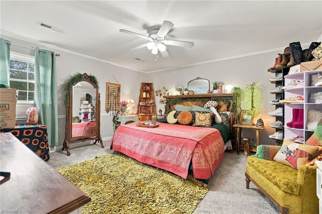 2466 Vincent Road, Winston-salem, NC 27106