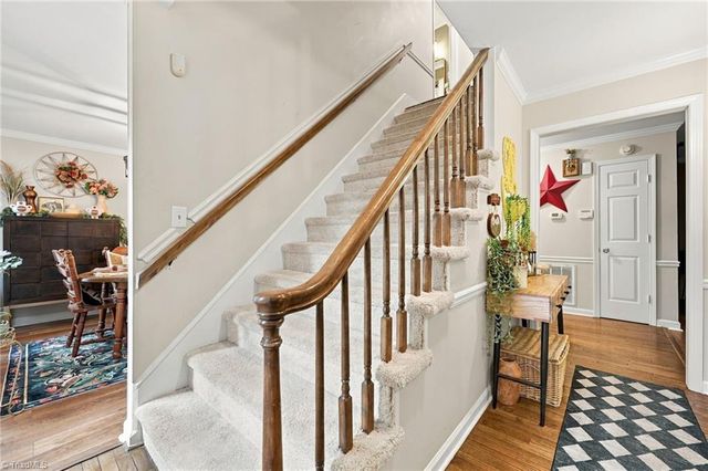2466 Vincent Road, Winston-salem, NC 27106