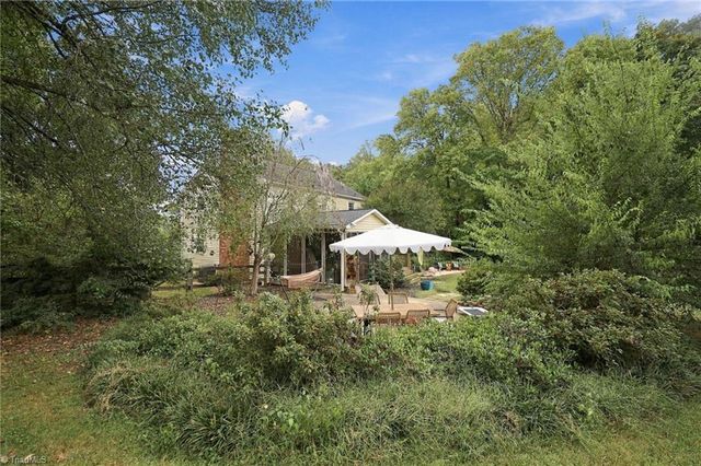 2466 Vincent Road, Winston-salem, NC 27106