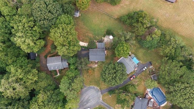2466 Vincent Road, Winston-salem, NC 27106