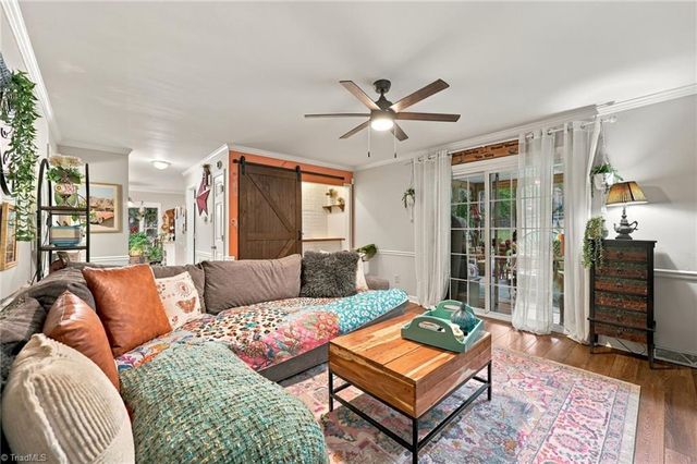 2466 Vincent Road, Winston-salem, NC 27106