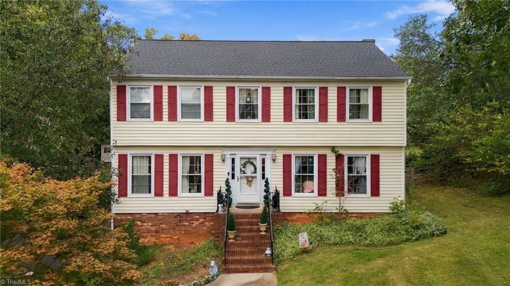 2466 Vincent Road, Winston-salem, NC 27106