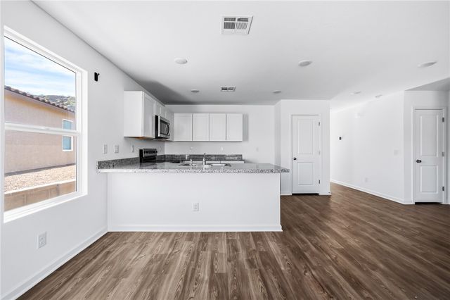 2400 Tapatio Drive, Bullhead City, AZ 86442