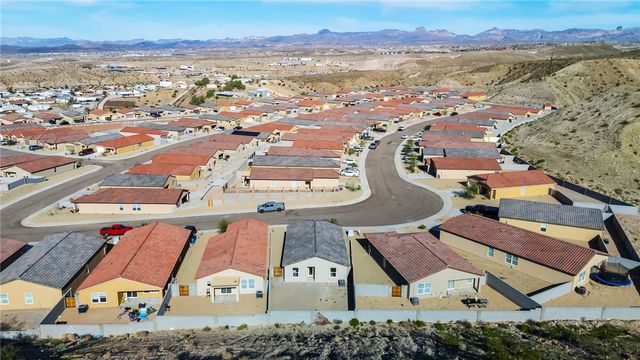 2400 Tapatio Drive, Bullhead City, AZ 86442