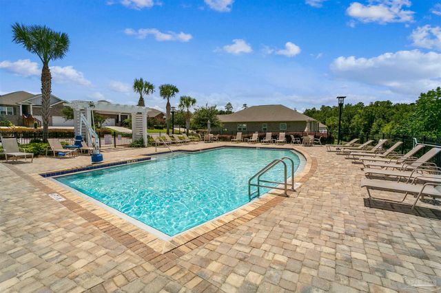 8038 Burnside Loop, Pensacola, FL 32526