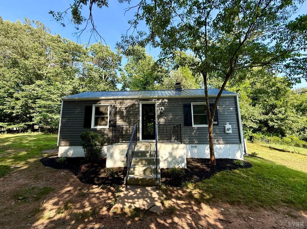 172 Mays street, Madison Heights, VA 24572