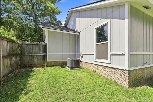 1739 Arrow Ridge Way, Fayetteville, NC 28304