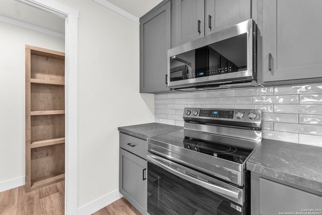 140 Syrah St, La Vernia, TX 78121