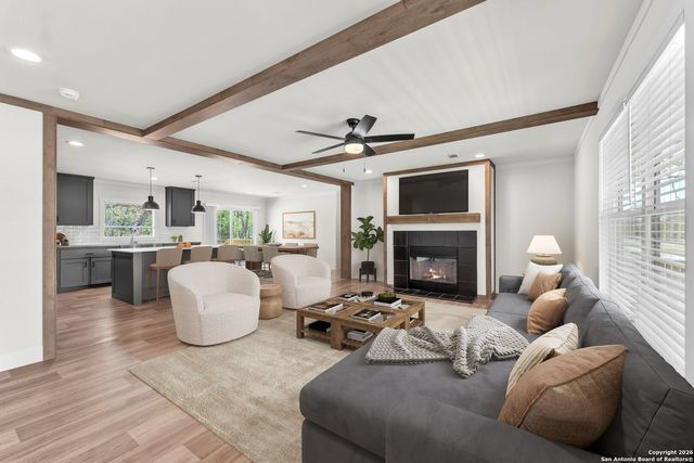 140 Syrah St, La Vernia, TX 78121