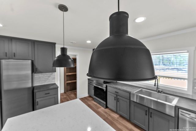 140 Syrah St, La Vernia, TX 78121