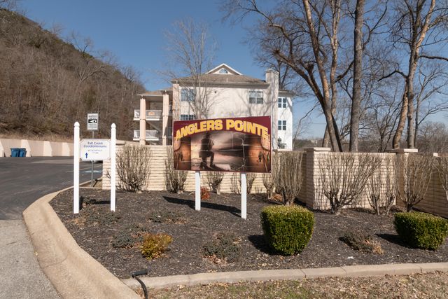 77 Angler'S Pointe 2, Branson, MO 65616