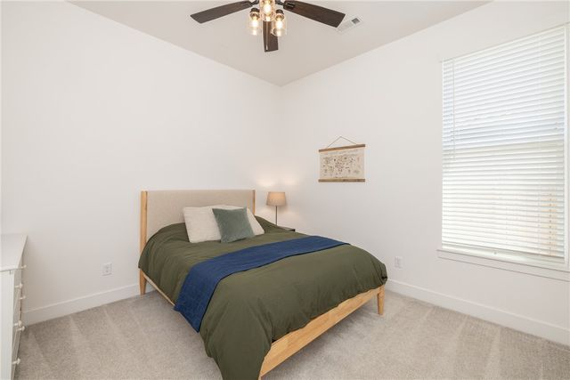 3402 E Greystone Drive, Fayetteville, AR 72764