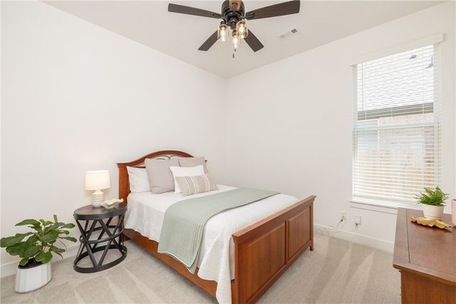 3402 E Greystone Drive, Fayetteville, AR 72764