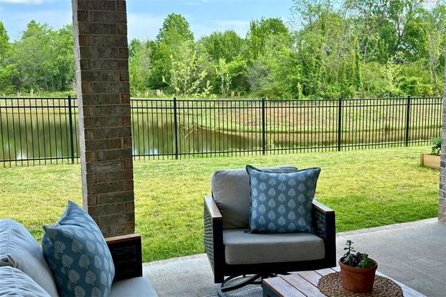 3402 E Greystone Drive, Fayetteville, AR 72764
