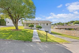 129 Cherrywood Lane, Bristol, TN 37620