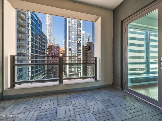 130 N GARLAND Court 1701, Chicago, IL 60602