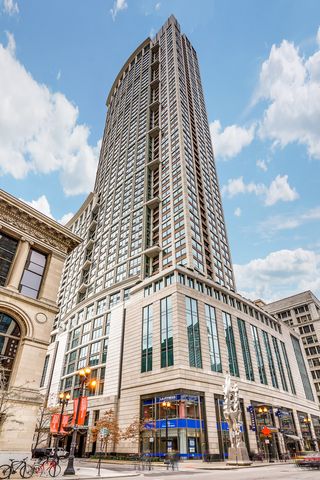 130 N GARLAND Court 1701, Chicago, IL 60602