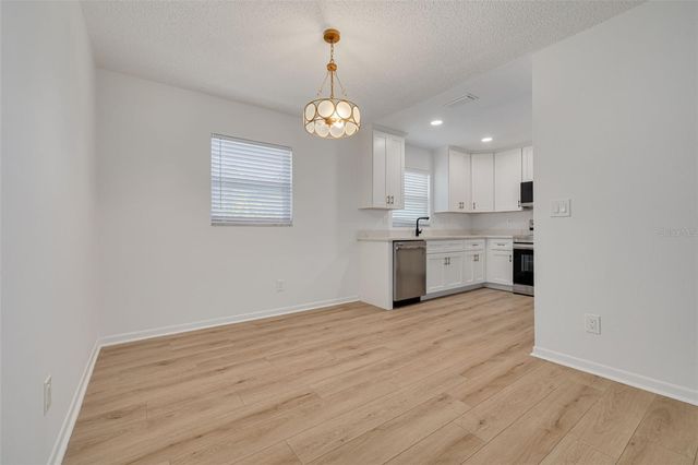 544 93RD AVENUE N, St Petersburg, FL 33702