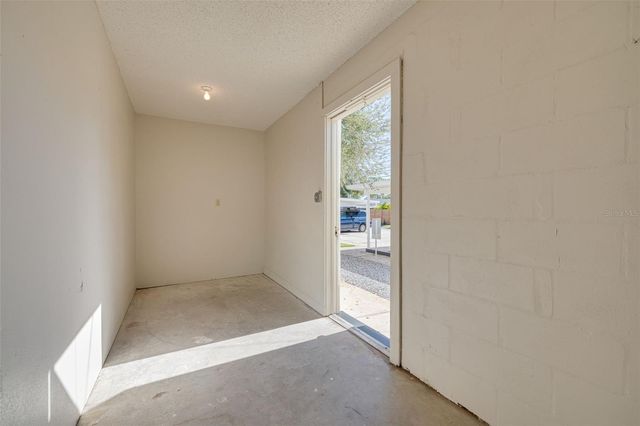 544 93RD AVENUE N, St Petersburg, FL 33702