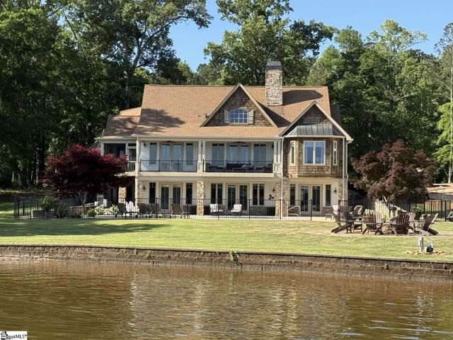 406 Commonwealth Drive, Ninety Six, SC 29666