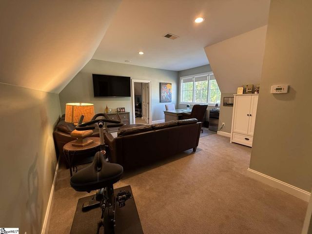 406 Commonwealth Drive, Ninety Six, SC 29666