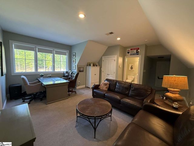 406 Commonwealth Drive, Ninety Six, SC 29666