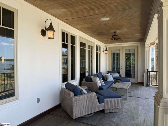 406 Commonwealth Drive, Ninety Six, SC 29666