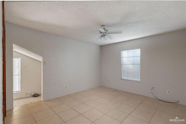 933 E 4th Street, Roma, TX 78584