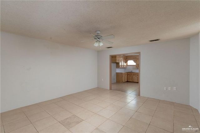 933 E 4th Street, Roma, TX 78584