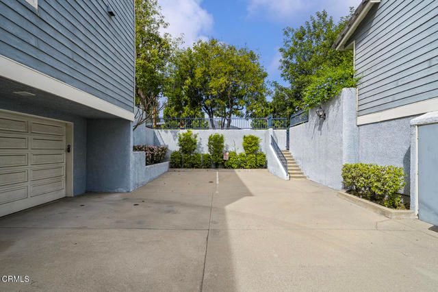 408 S Santa Anita 10, Arcadia, CA 91006