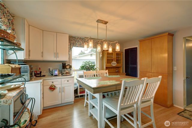 2346 SW 339th Street, Federal Way, WA 98023