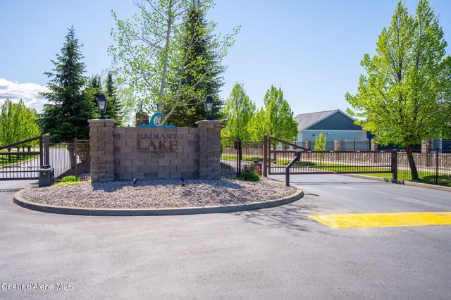 13395 N SHIMMERING CT, Rathdrum, ID 83858
