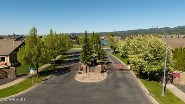 13395 N SHIMMERING CT, Rathdrum, ID 83858