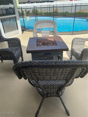 1685 N Hermitage RD, Fort Myers, FL 33919