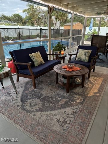 1685 N Hermitage RD, Fort Myers, FL 33919