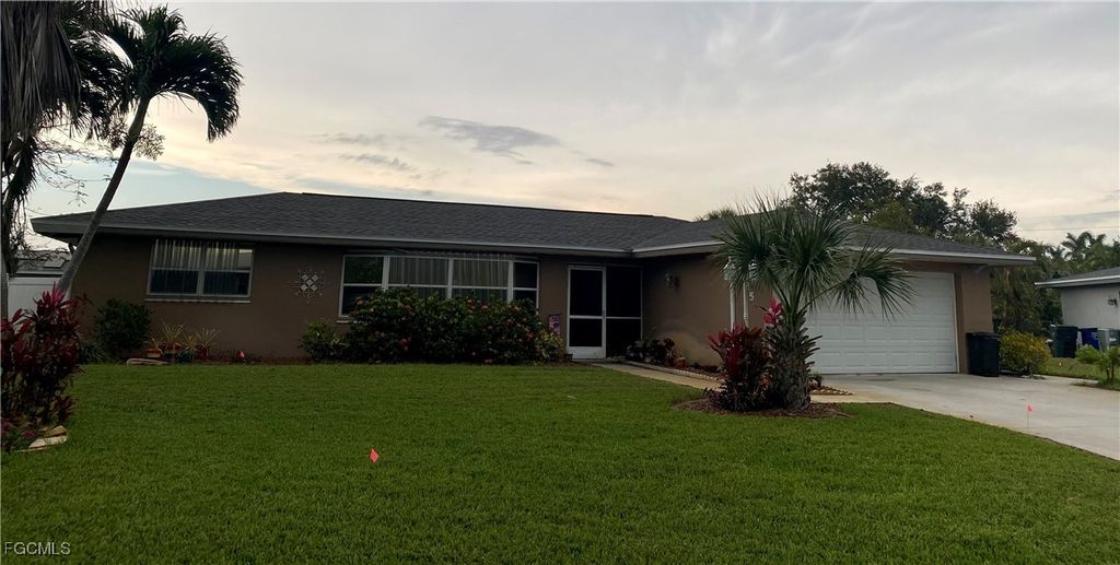 1685 N Hermitage RD, Fort Myers, FL 33919