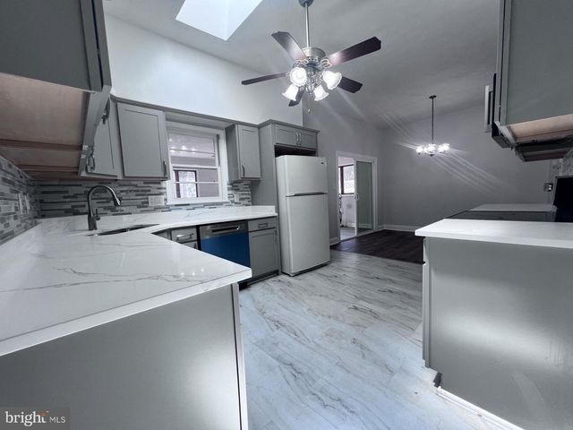 5825 LAMONT DR, New Carrollton, MD 20784