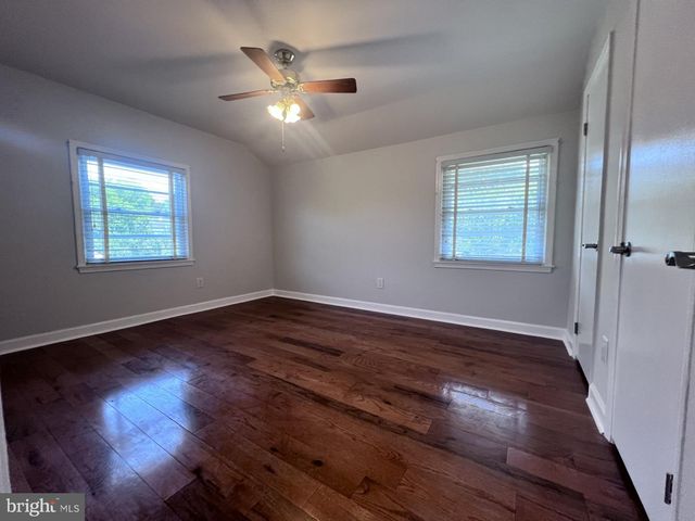 5825 LAMONT DR, New Carrollton, MD 20784