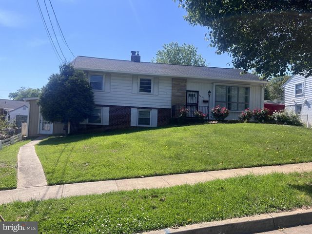 5825 LAMONT DR, New Carrollton, MD 20784
