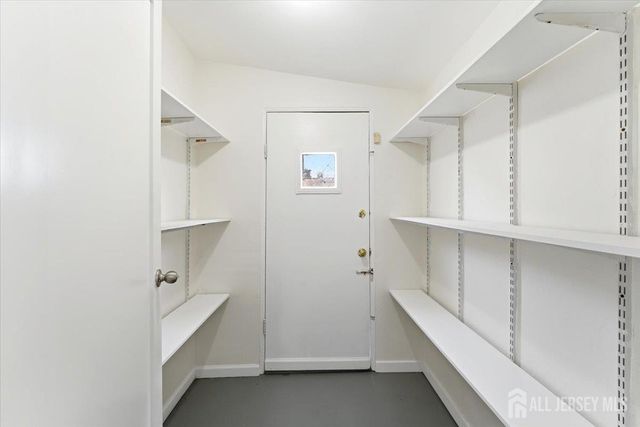 16 Steiner Place, North Plainfield, NJ 07060