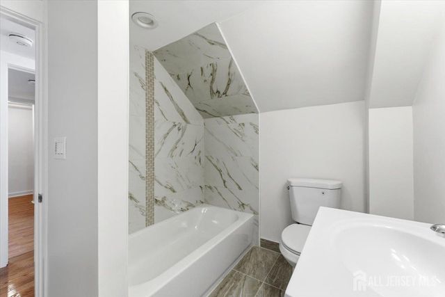 16 Steiner Place, North Plainfield, NJ 07060