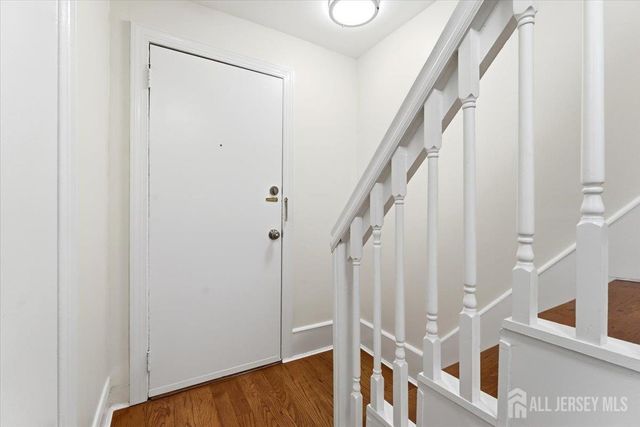 16 Steiner Place, North Plainfield, NJ 07060