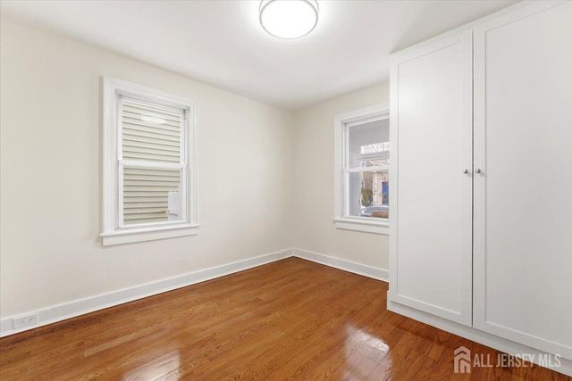 16 Steiner Place, North Plainfield, NJ 07060