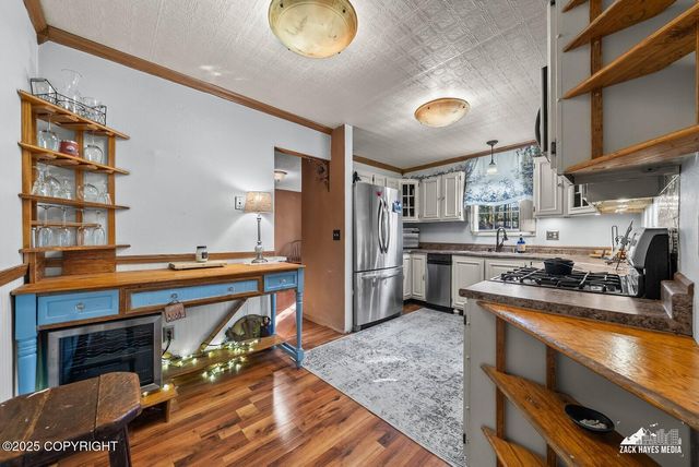 4346 Rendezvous Circle, Anchorage, AK 99504