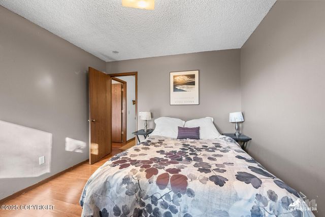 4346 Rendezvous Circle, Anchorage, AK 99504