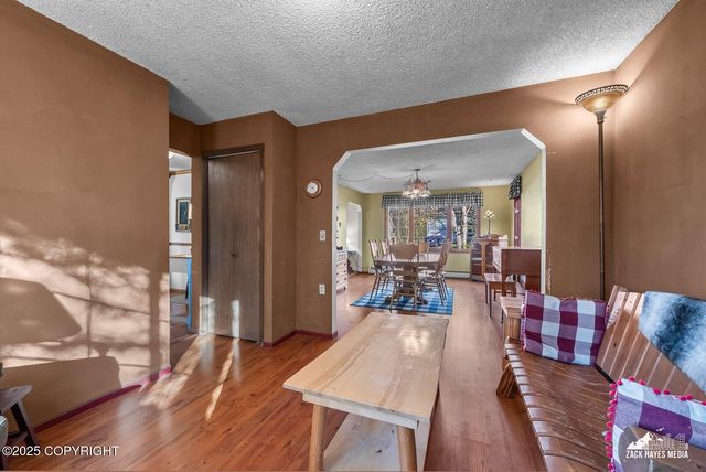 4346 Rendezvous Circle, Anchorage, AK 99504
