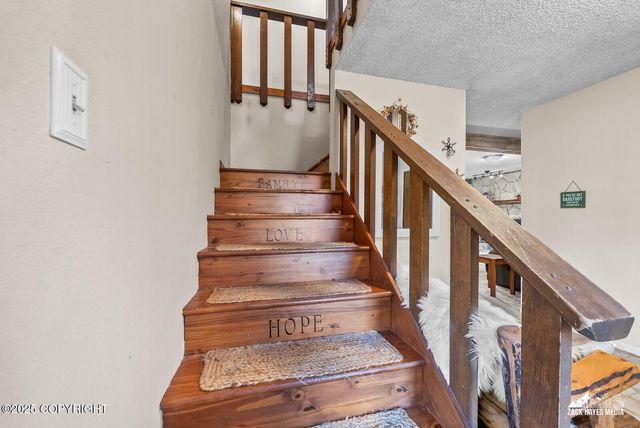 4346 Rendezvous Circle, Anchorage, AK 99504