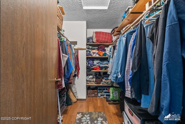 4346 Rendezvous Circle, Anchorage, AK 99504
