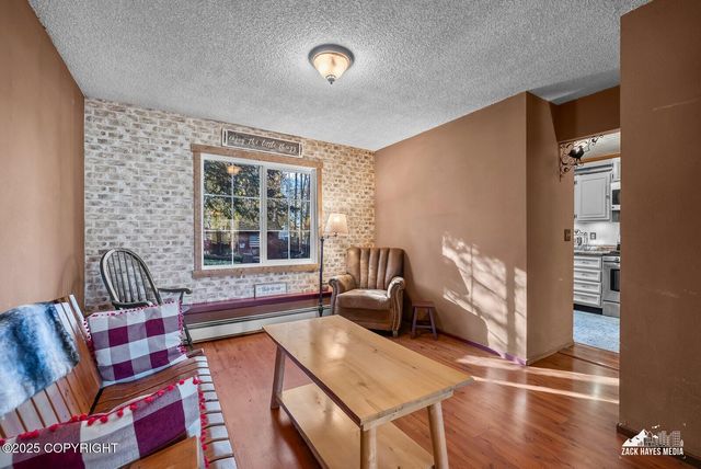 4346 Rendezvous Circle, Anchorage, AK 99504